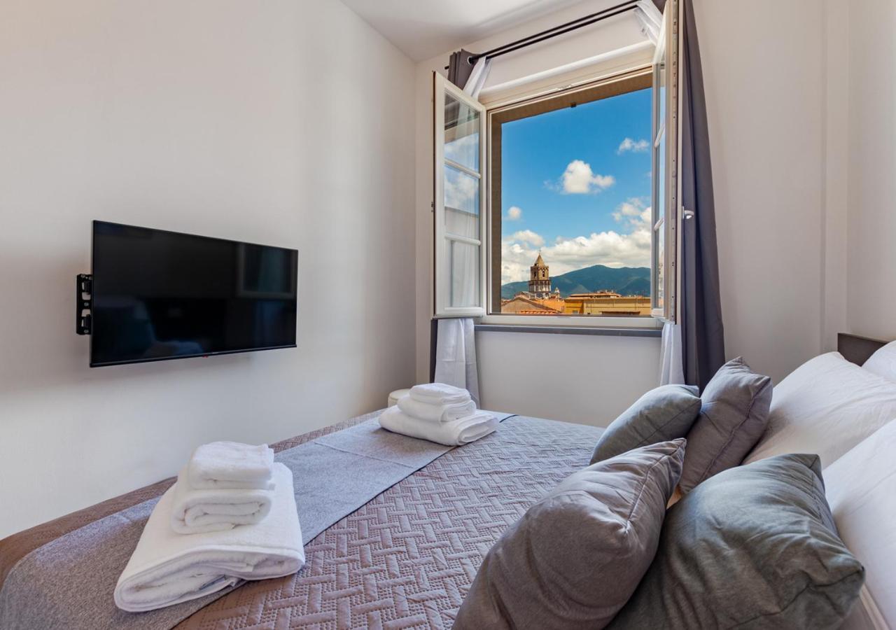 Tower View Luxury Apartment On The River Pisa Luaran gambar